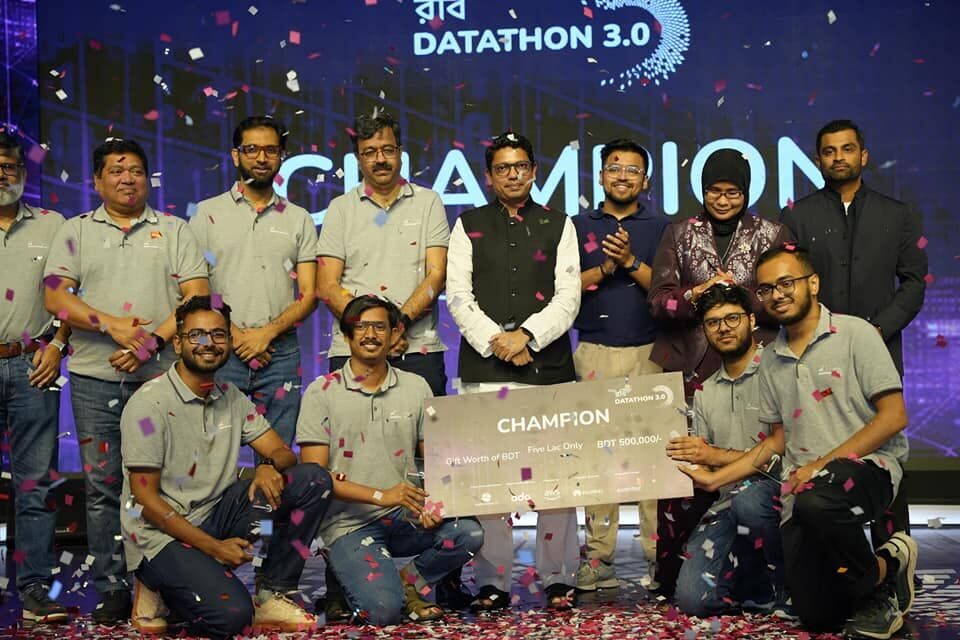 Receiving the Robi Datathon 3.0 champion prize